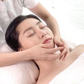 LIMITED TIME A.O.R EXPRESS DEEP CLEANSING AND HYDRATING FACIAL 40MINS