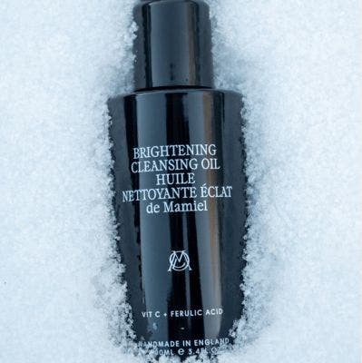 BRIGHTENING CLEANSING OIL